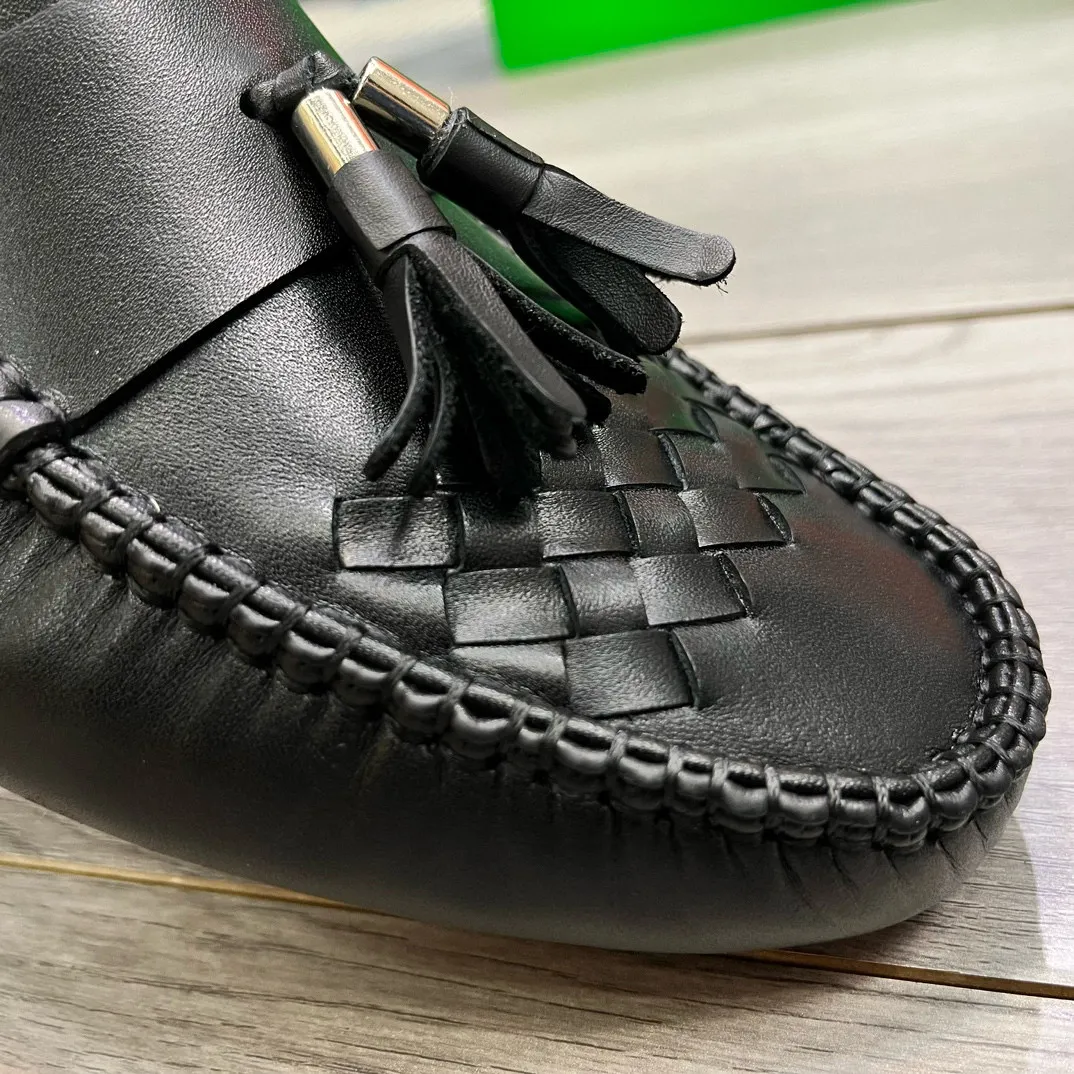 Factory price: 400💰BV new men's shoes original replica👉👉High-end men's casual beanie shoes/💞driving shoes! 🔊Upper imported cowhide woven, ☑️Sheepskin lining, one-step design, light and smart ☮☮Suitable for all kinds of travel, exclusive new style, real shot, size 38-44, (45 can be customized)